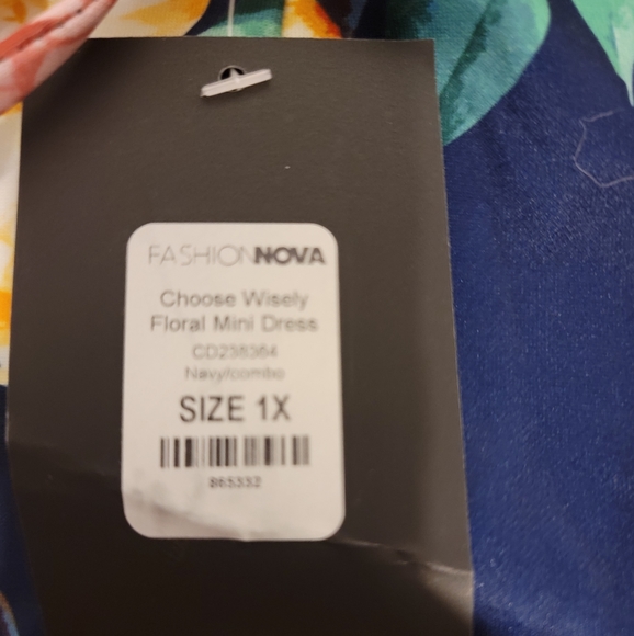 Floral dress - Picture 2 of 3